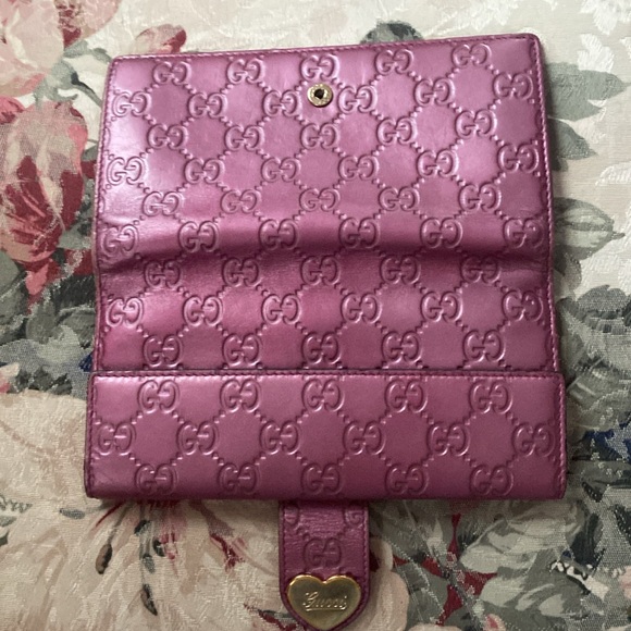 GUCCI GUCCISSIMA LEATHER HEART LONG WALLET PRETTY PRELOVED - Picture 7 of 10